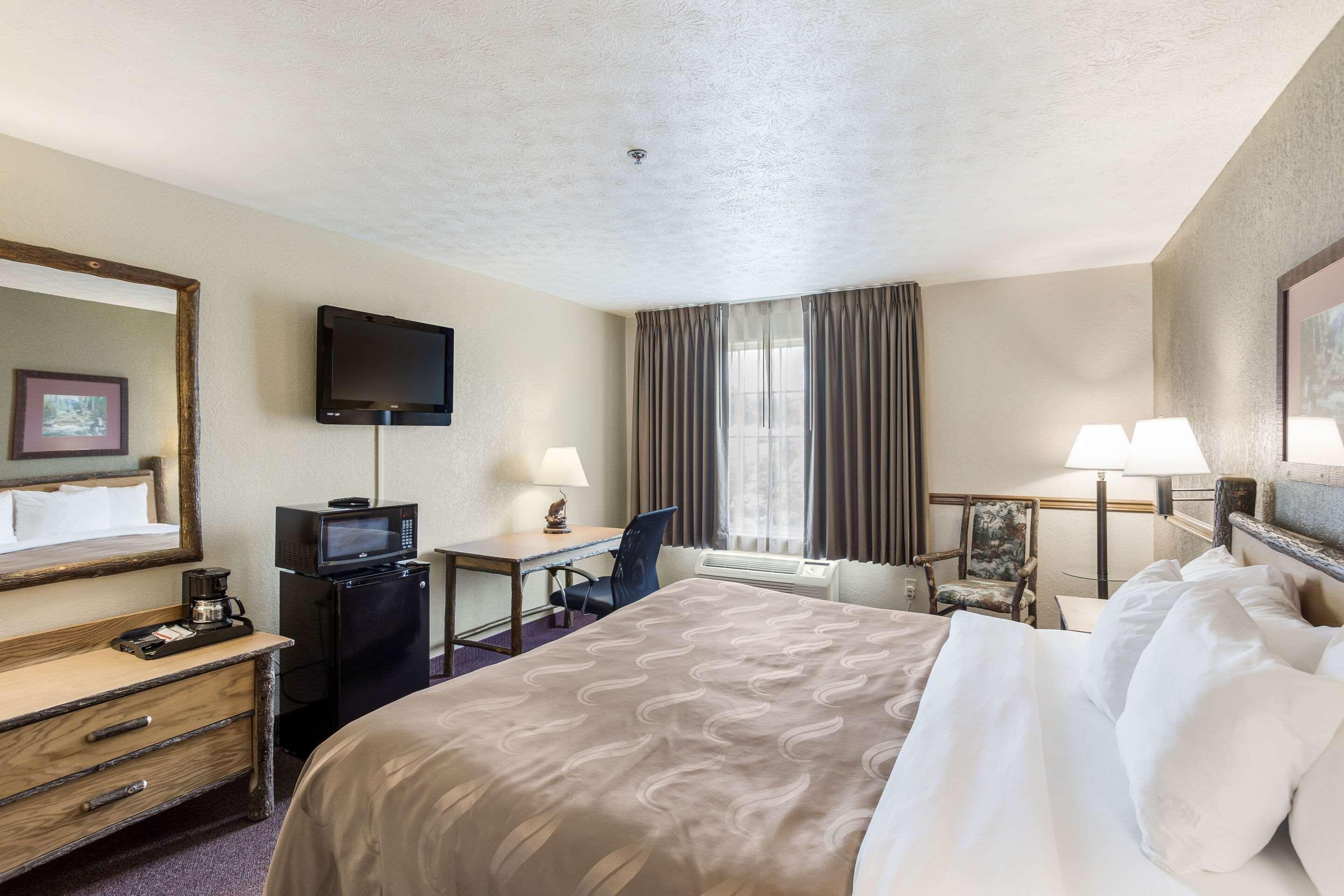 Quality Inn & Suites Big Stone Gap Exteriör bild